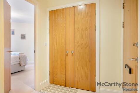 8634910-interior01.jpg