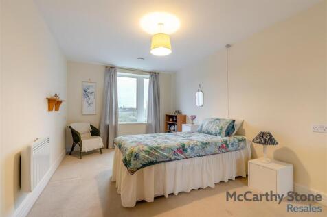 8634889-interior05.jpg