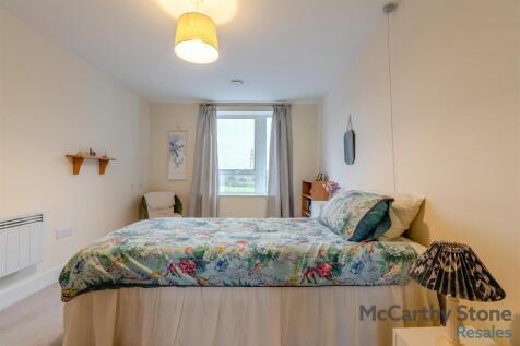 8634889-interior06.jpg