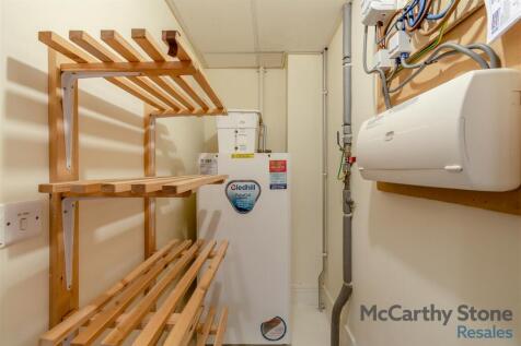 8634889-interior17.jpg