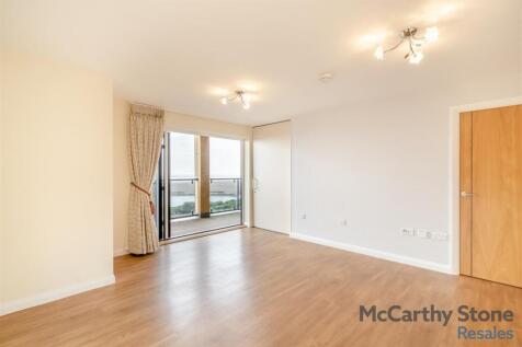 8635949-interior10.jpg