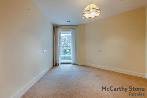 8636506-interior02-800.jpg