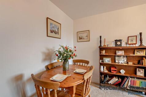 8635828-interior13-800.jpg