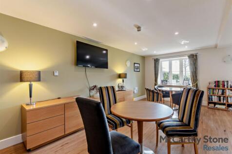 8635828-interior16-800.jpg