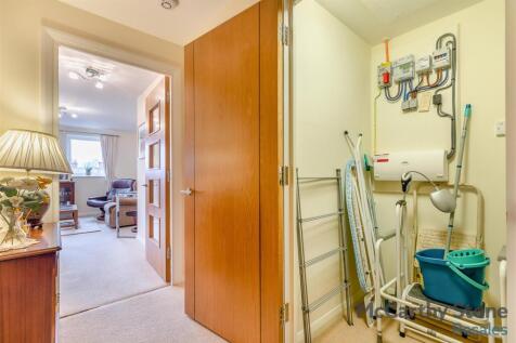 8637045-interior11.jpg