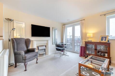 8637045-interior16.jpg