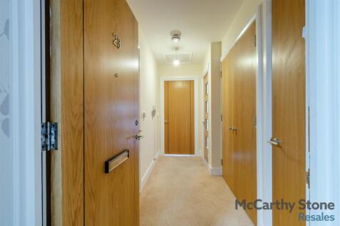 8636704-interior11.jpg