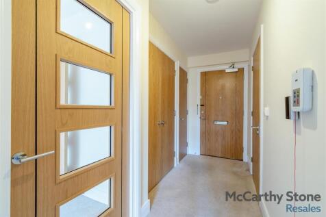 8636704-interior12.jpg