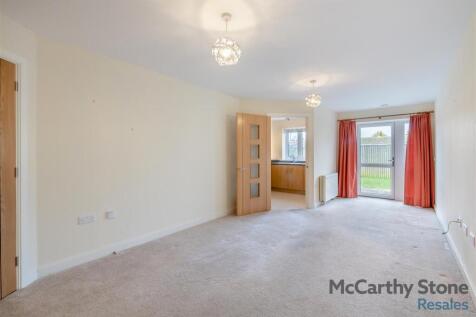 8634778-interior06.jpg