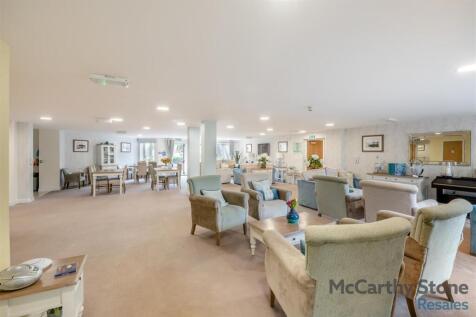 8634778-interior01.jpg