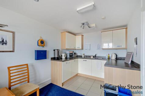 8654131-interior02-800.jpg
