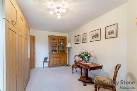 8637878-interior16.jpg
