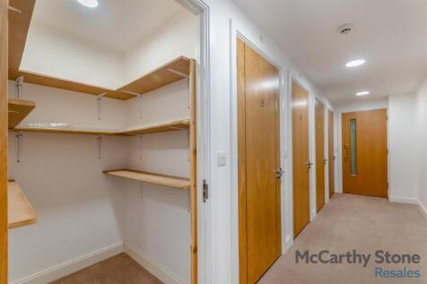 8639131-interior16.jpg