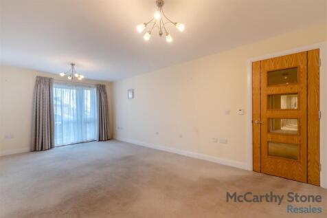 8639131-interior01.jpg