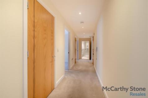 8639131-interior06.jpg
