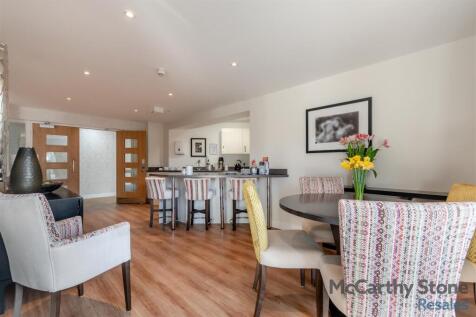 8639131-interior18.jpg