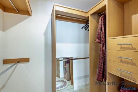 8637922-interior12-800.jpg