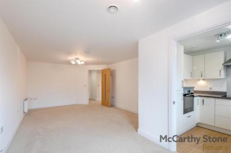 8639233-interior02.jpg
