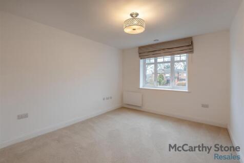 8639233-interior10.jpg