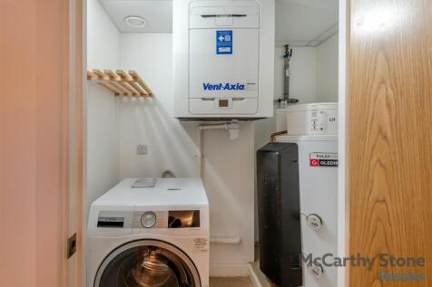 8639233-interior08.jpg