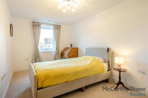 8639266-interior01.jpg