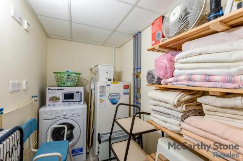 8639457-interior10.jpg
