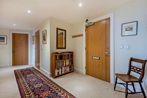 8627622-interior02-800.jpg