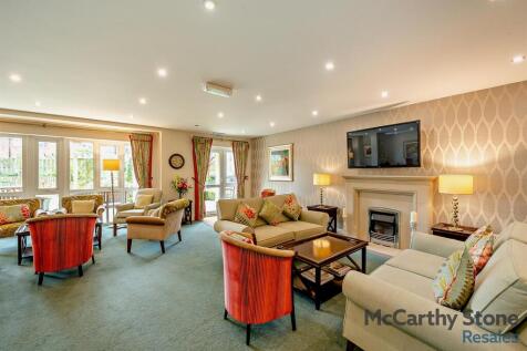 Homeowners Lounge