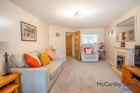 8640011-interior14.jpg