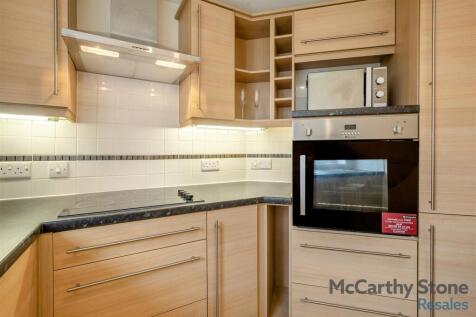 8640011-interior21.jpg