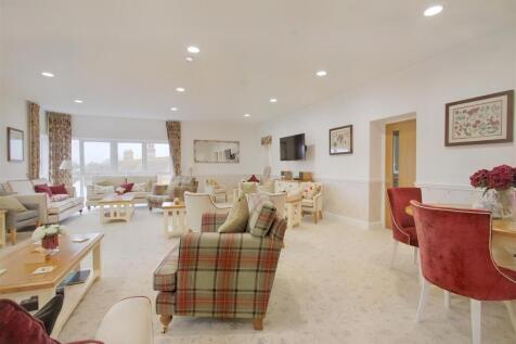 8538197-interior18.JPG