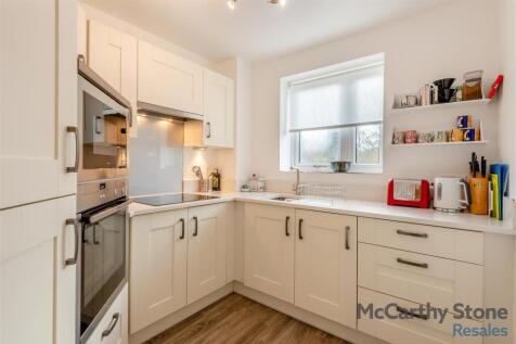 8639383-interior07.jpg