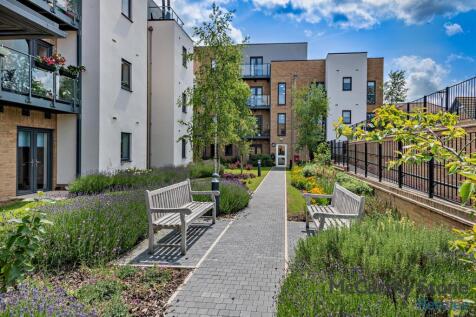8652134-exterior07-800.jpg
