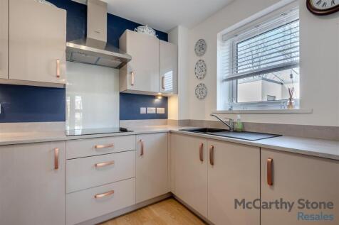 8641826-interior18.jpg