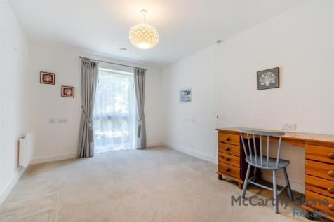 8649024-interior10.jpg