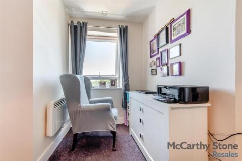 8649024-interior18.jpg