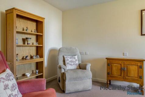 8642431-interior08.jpg