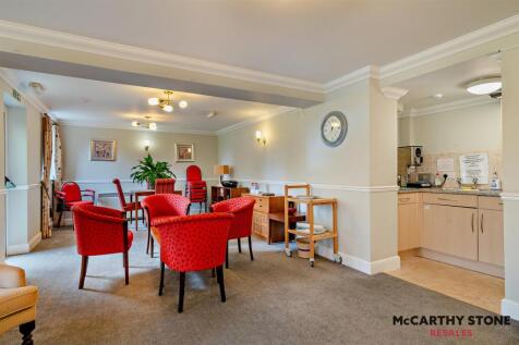 Homeowners Lounge