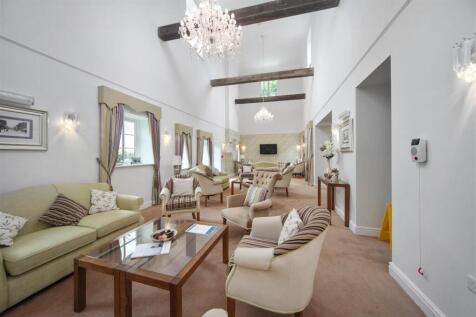 Homeowners Lounge