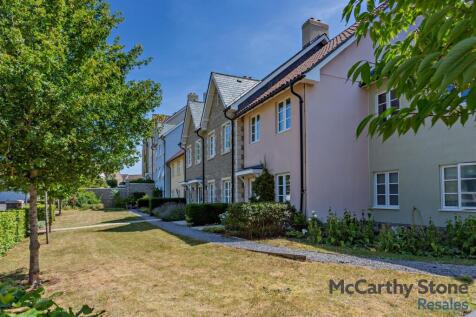 Barnhill Court