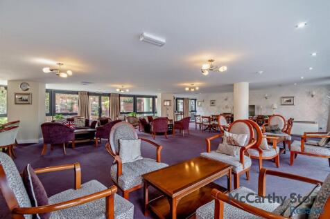 Homeowners Lounge