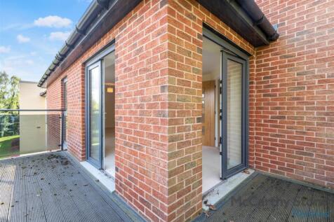8645560-exterior02.jpg