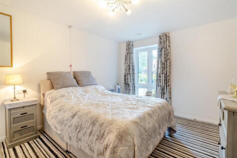 8564665-interior09.jpg