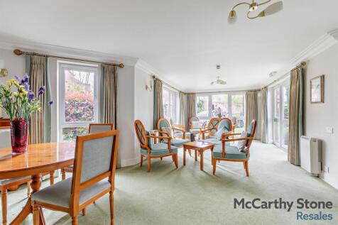 Homeowners Lounge