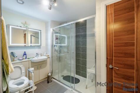 8641374-interior16.jpg