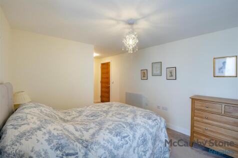 8641374-interior20.jpg