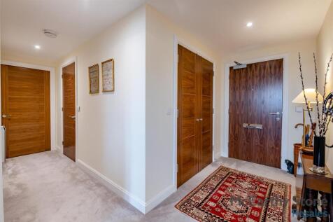 8641374-interior23.jpg