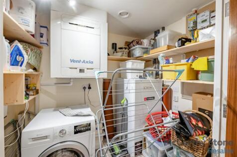 8641374-interior25.jpg
