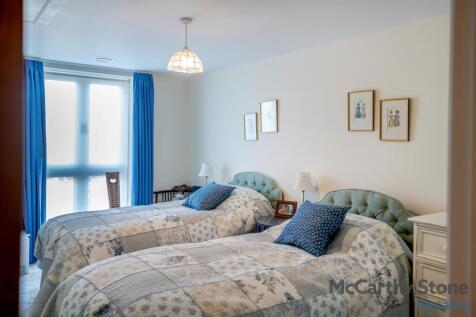 8641374-interior29.jpg