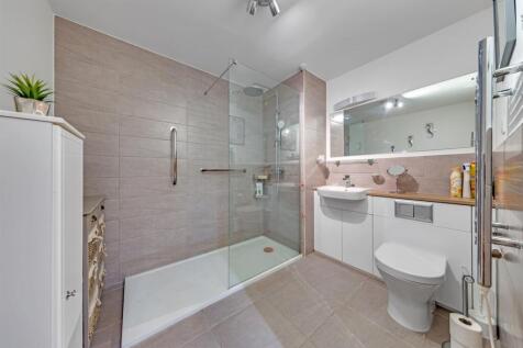 04-1ad1PFMSC 27 Ceasars Place -10-medium.jpg